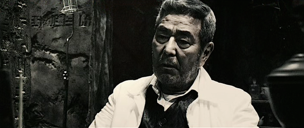 Dr. Furoi