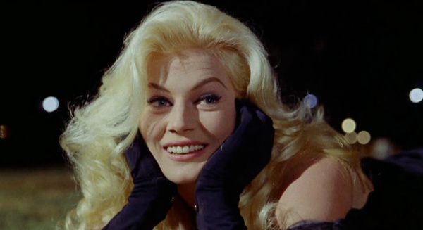 Anita (segment "Le tentazioni del dottor Antonio")