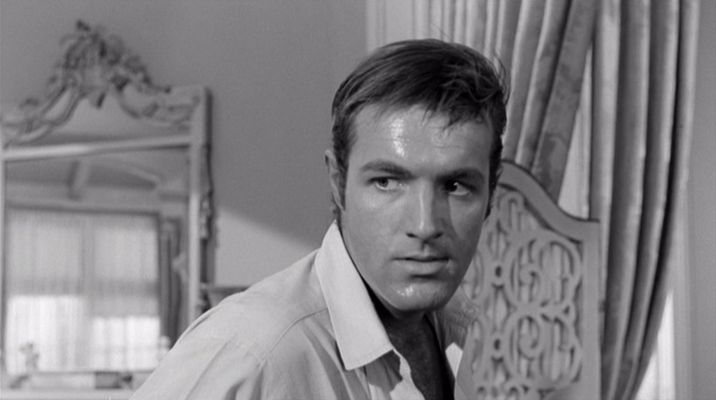 Shot from Lady in a Cage