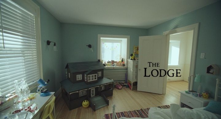 Title screen of The Lodge