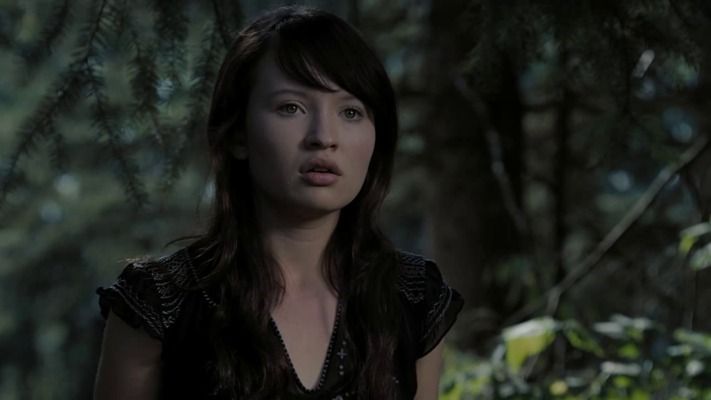 Shot from The Uninvited