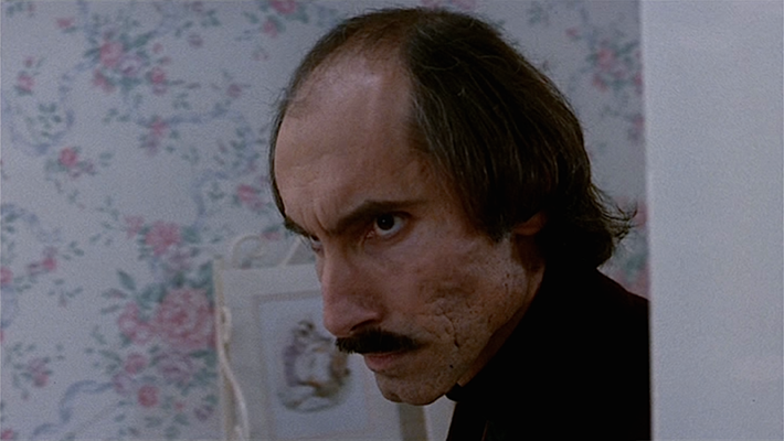 Shot from The Naked Gun 2½: The Smell of Fear