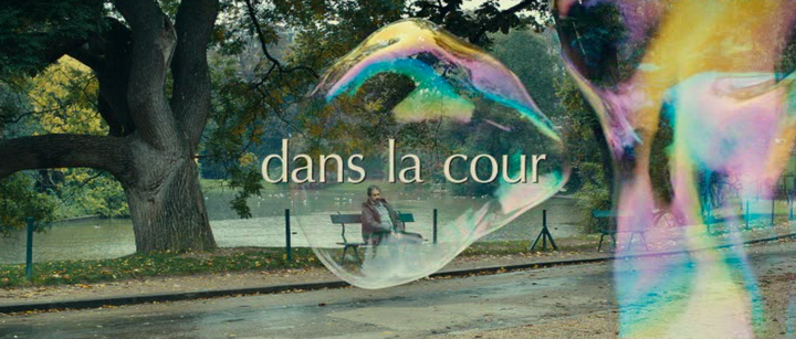 Title screen of Dans la cour