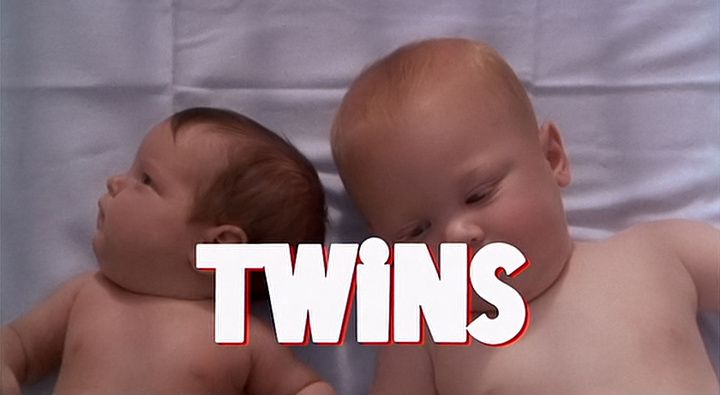 Title screen of Twins
