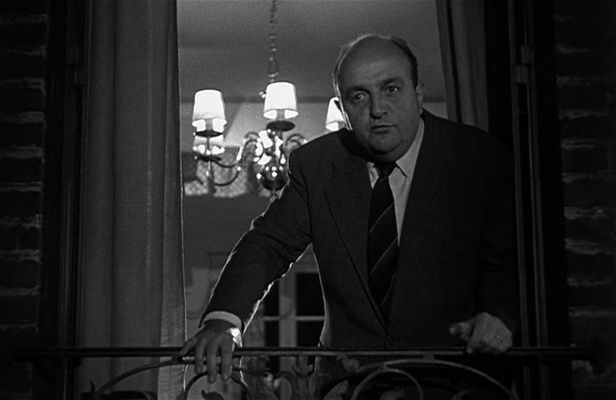 Shot from Les yeux de l'amour