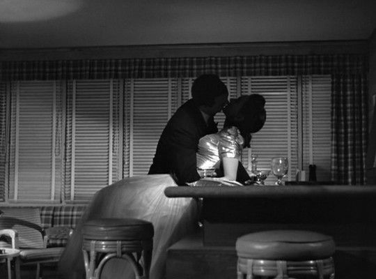 Movie screenshot to guess (shot #143164)