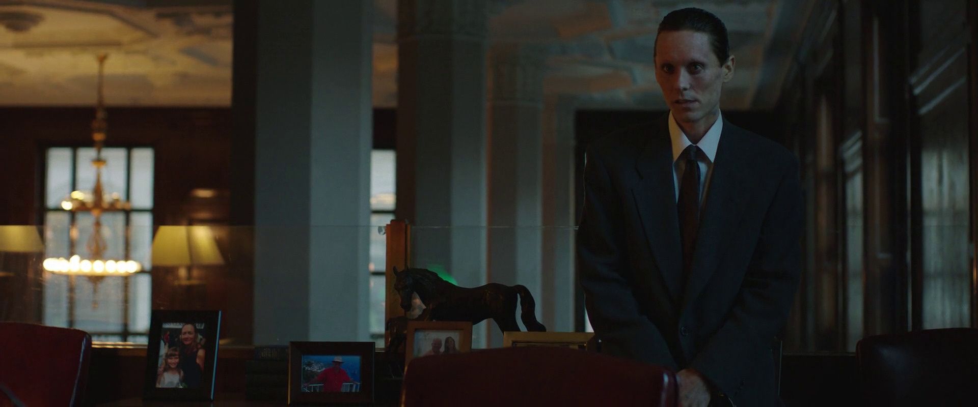 Movie screenshot to guess (shot #321738)