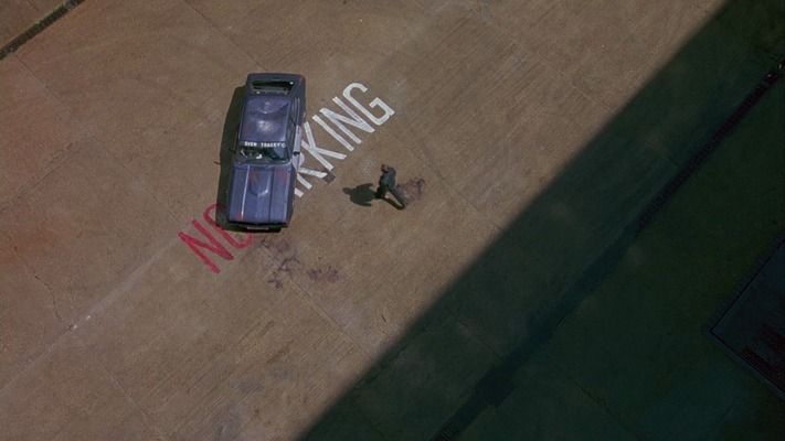 Movie screenshot to guess (shot #146977)