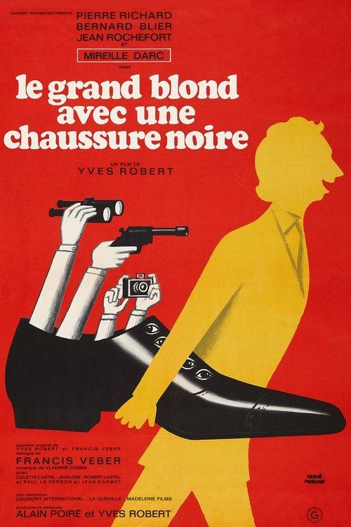 Le grand blond avec une chaussure noire